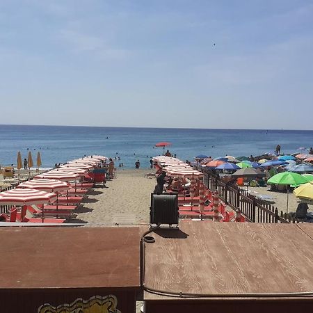 La Casa Di Pepe Daire Pietra Ligure Dış mekan fotoğraf